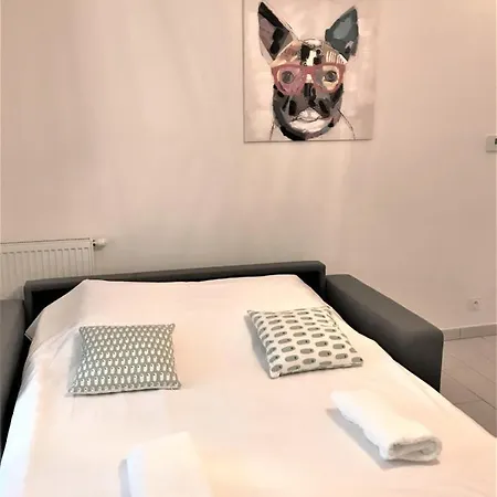 Centre Les Pins 1 Bedroom With Ac, Swimming Pool And Parking Apartment *